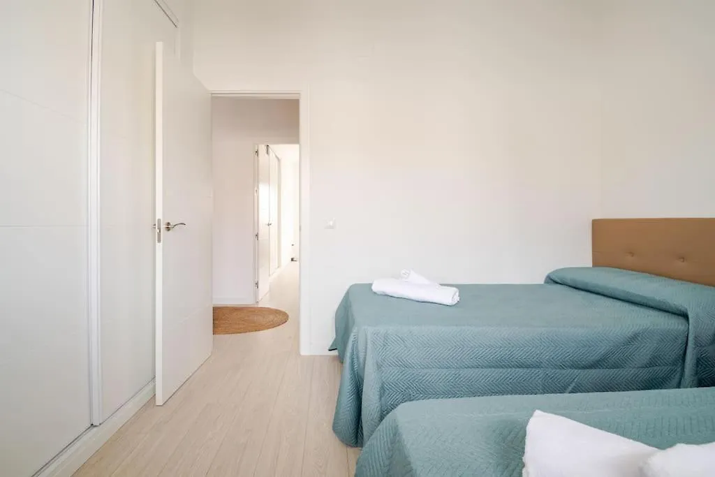 Апартаменты Apartamento Nuevo Con Piscina, Disfruta Del Silencio, Familias Con Ninos, Aire Acondicionado, 2 Banos, Wifi, Terraza, Playa, Toallas Y Sombrillas Бенахарафе Испания