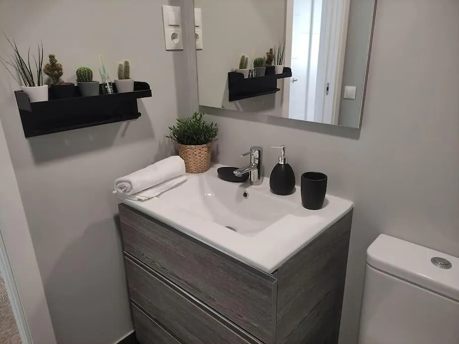 Apartamento Nuevo Con Piscina, Disfruta Del Silencio, Familias Con Ninos, Aire Acondicionado, 2 Banos, Wifi, Terraza, Playa, Toallas Y Sombrillas Бенахарафе Апартаменты